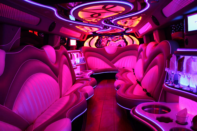 Images tagged &quot;hardwoods-hummer-limo-interior&quot; | Platinum Limousines of Charlotte NC - Hummer limos and Lincoln town car limos serving Charlotte Lake Norman and surrounding areas.